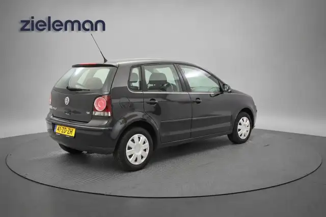 Volkswagen Polo view 12