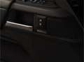Land Rover Defender 110 2.0 P300e 110 X-Dynamic HSE HUD-PANO-MERIDIAN Zwart - thumbnail 17