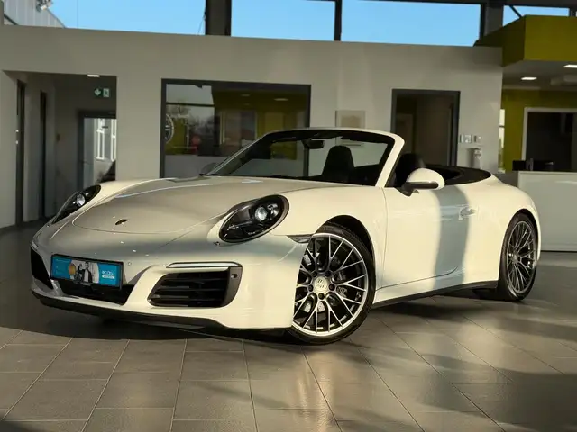 Porsche 991 Carrera 4 Cabriolet 1. Hand*BOSE*LED*