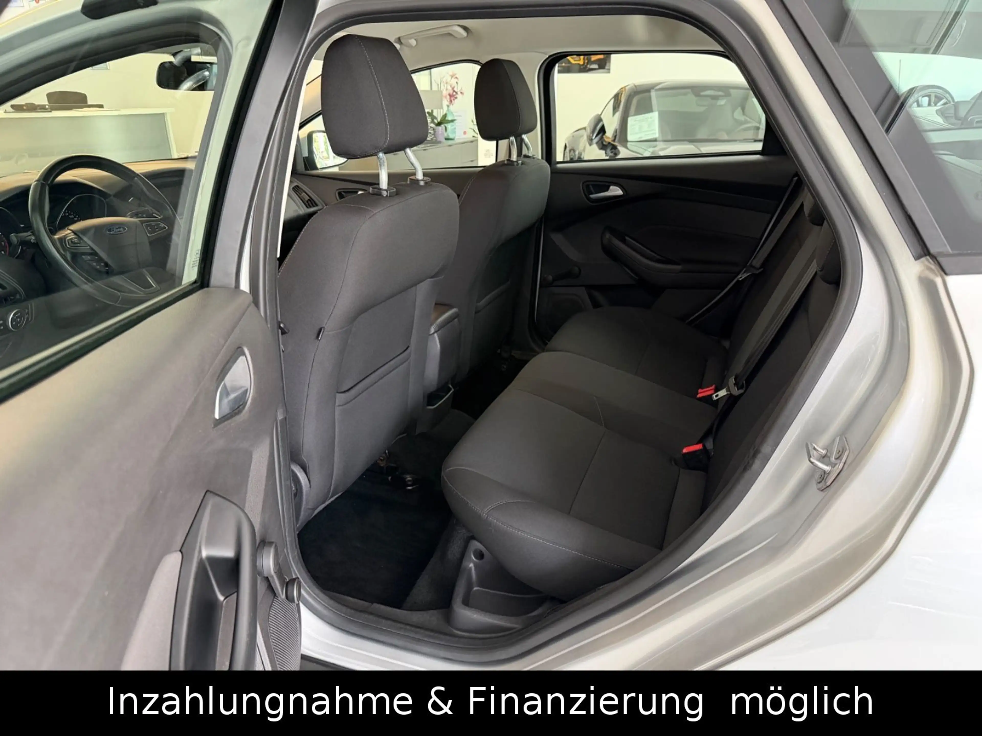 Ford Focus Turnier Business Navi.AHK.inkl Dachbox — photo 10