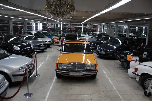 Mercedes-Benz 240 W123 240 D *H-Zulassung*