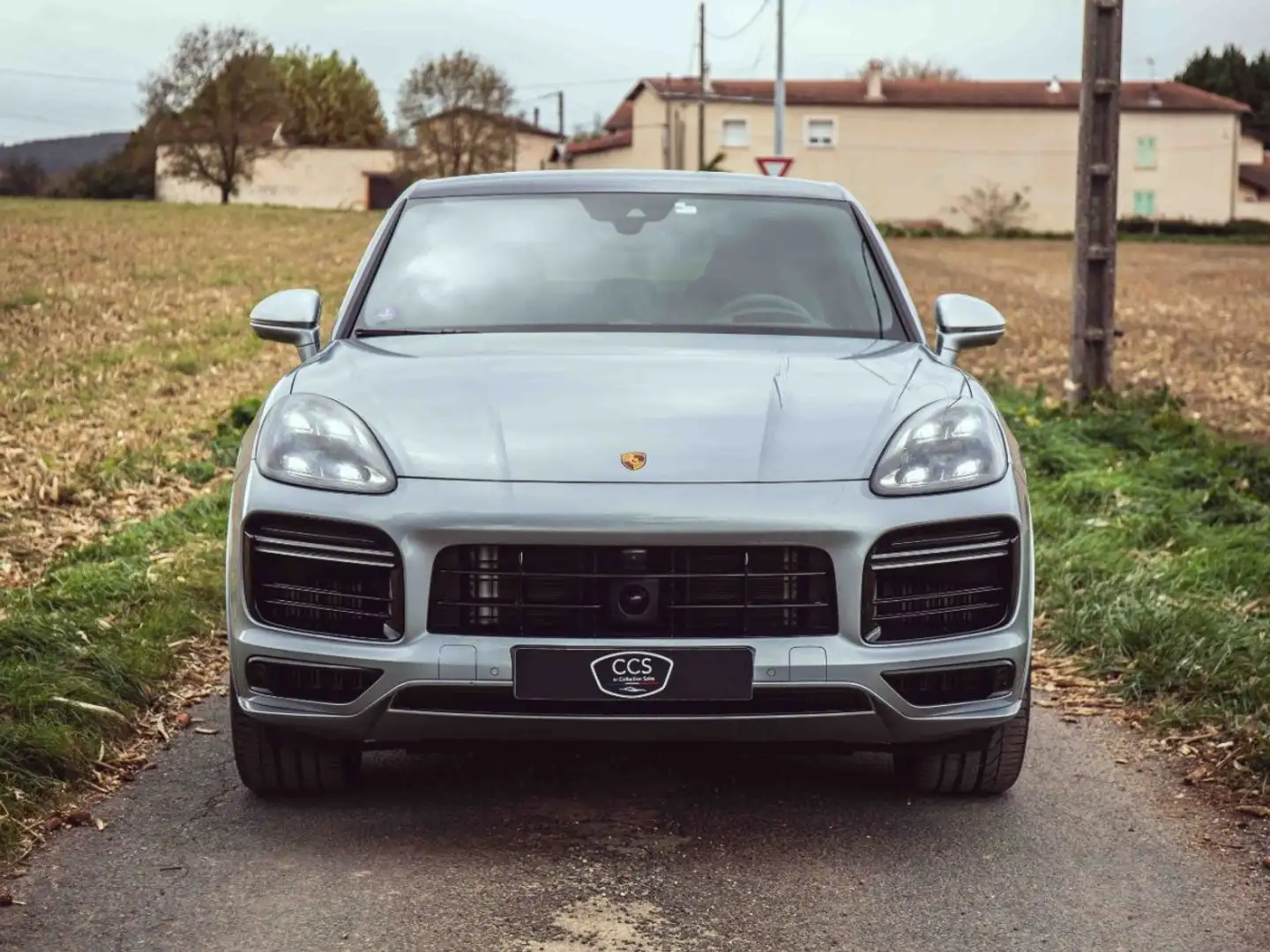 Porsche Cayenne III COUPE 4.0 V8 E-HYBRID 680 ch TURBO S - APPROVED - Attelage - PLDS - Sport Design - Ventilés - Echappement - Volant Al Grau - 2