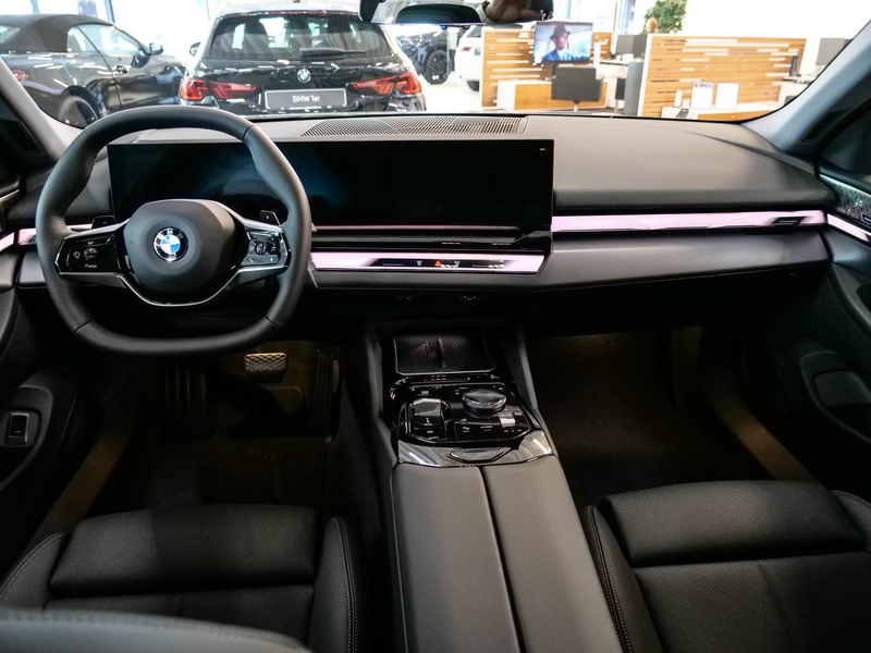 BMW 520 i ACC RFK NAVI LED Sound Syst. PDC V+H DAB — photo 11