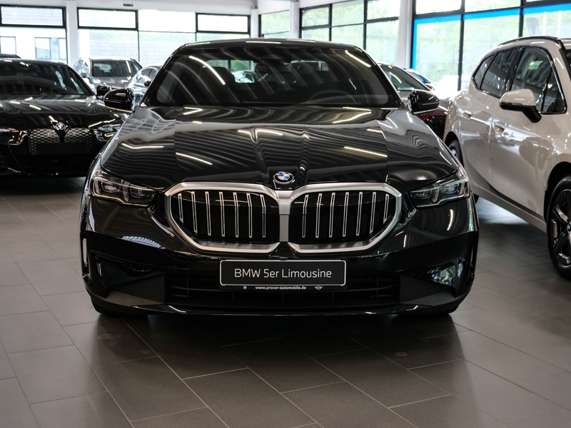 BMW 520 i ACC RFK NAVI LED Sound Syst. PDC V+H DAB — photo 3