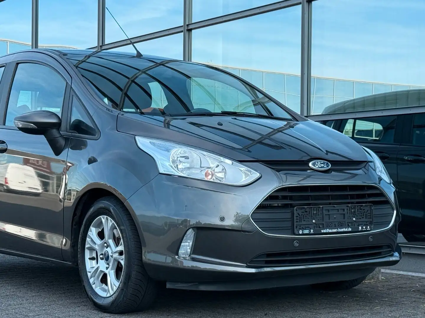 Ford B-Max B-MAX Trend PDC Led Klima Gris - 1