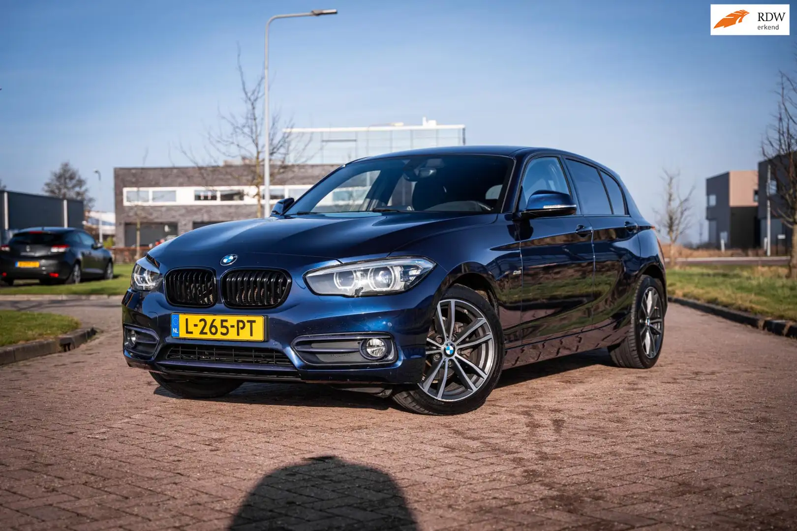 BMW 118 1-serie 118i Edition Sport Line Shadow Executive Bleu - 1