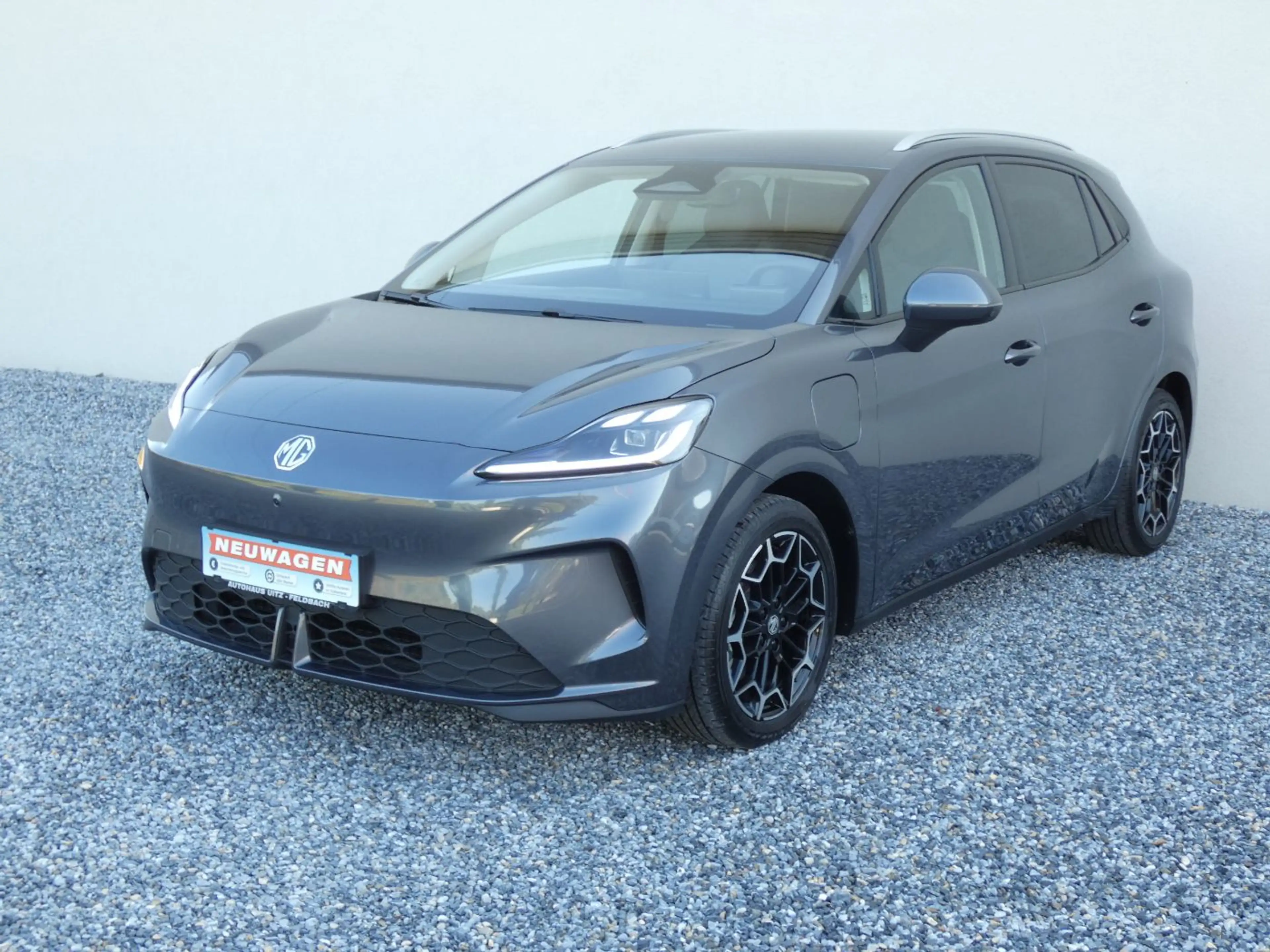 MG MG4 Urban Luxury 54kwh +Wärmep.+360°+LED+Fahras. — photo 2