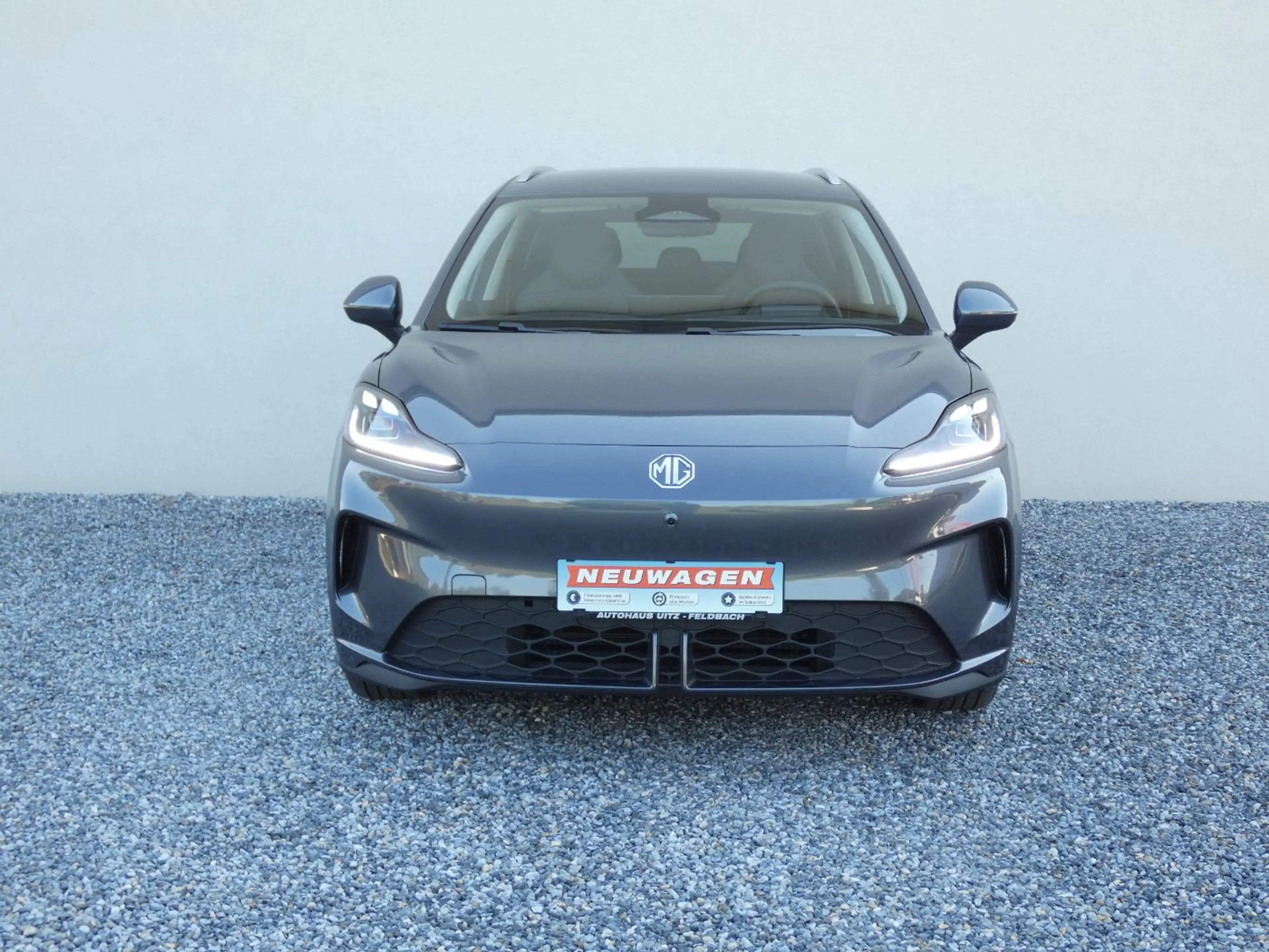 MG MG4 Urban Luxury 54kwh +Wärmep.+360°+LED+Fahras. — photo 3