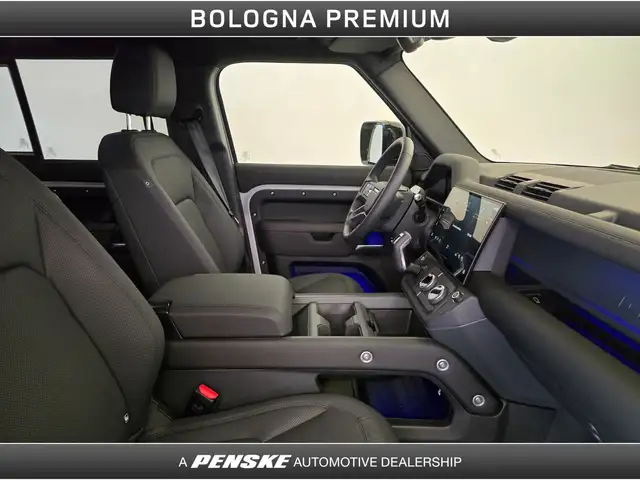 Land Rover Defender 110 view 3