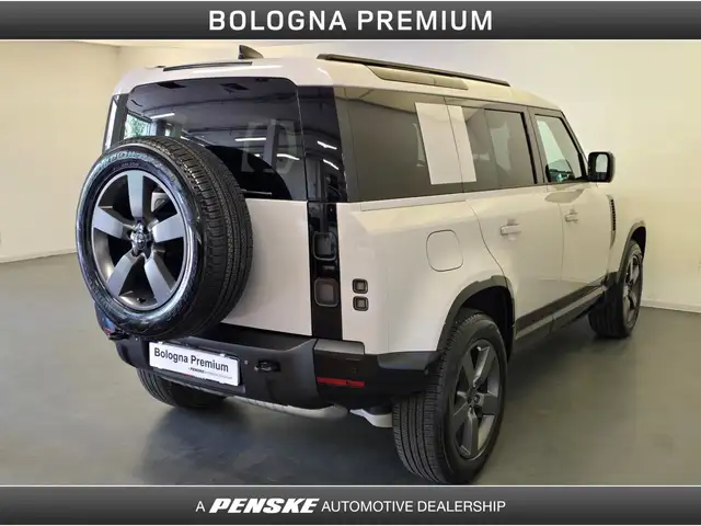 Land Rover Defender 110 view 2