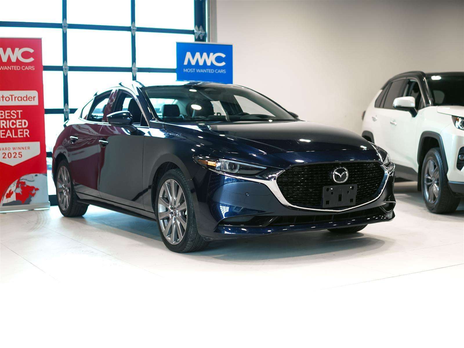 2025 Mazda Mazda3 SOLD BY RANDEEP — снимка 1