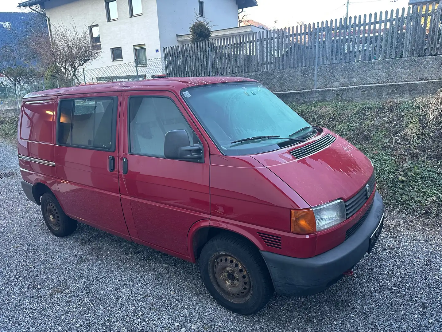 Volkswagen T4 Rot - 1