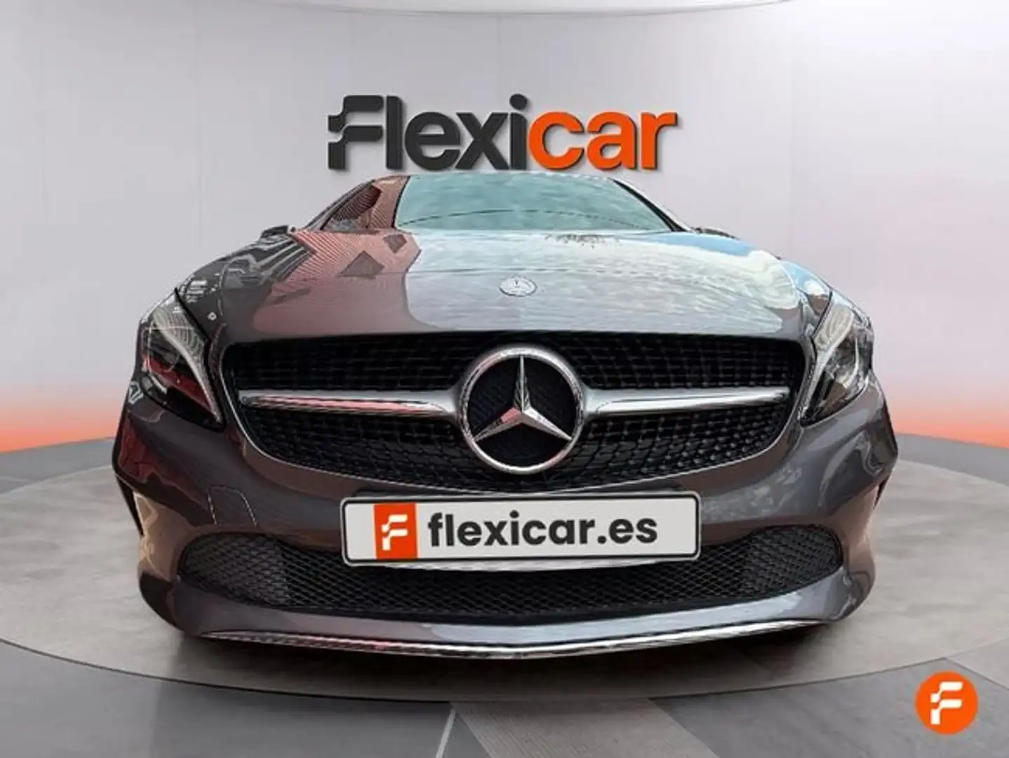 Mercedes-Benz A 200 d Gris - 2