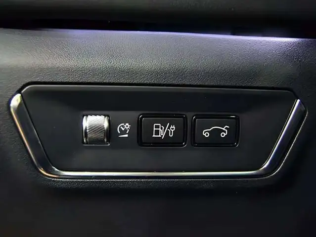 Lynk & Co 01 view 15