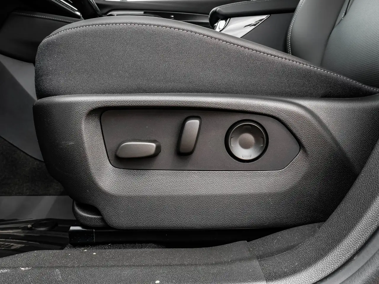 Buick Envision снимка Buick Envision