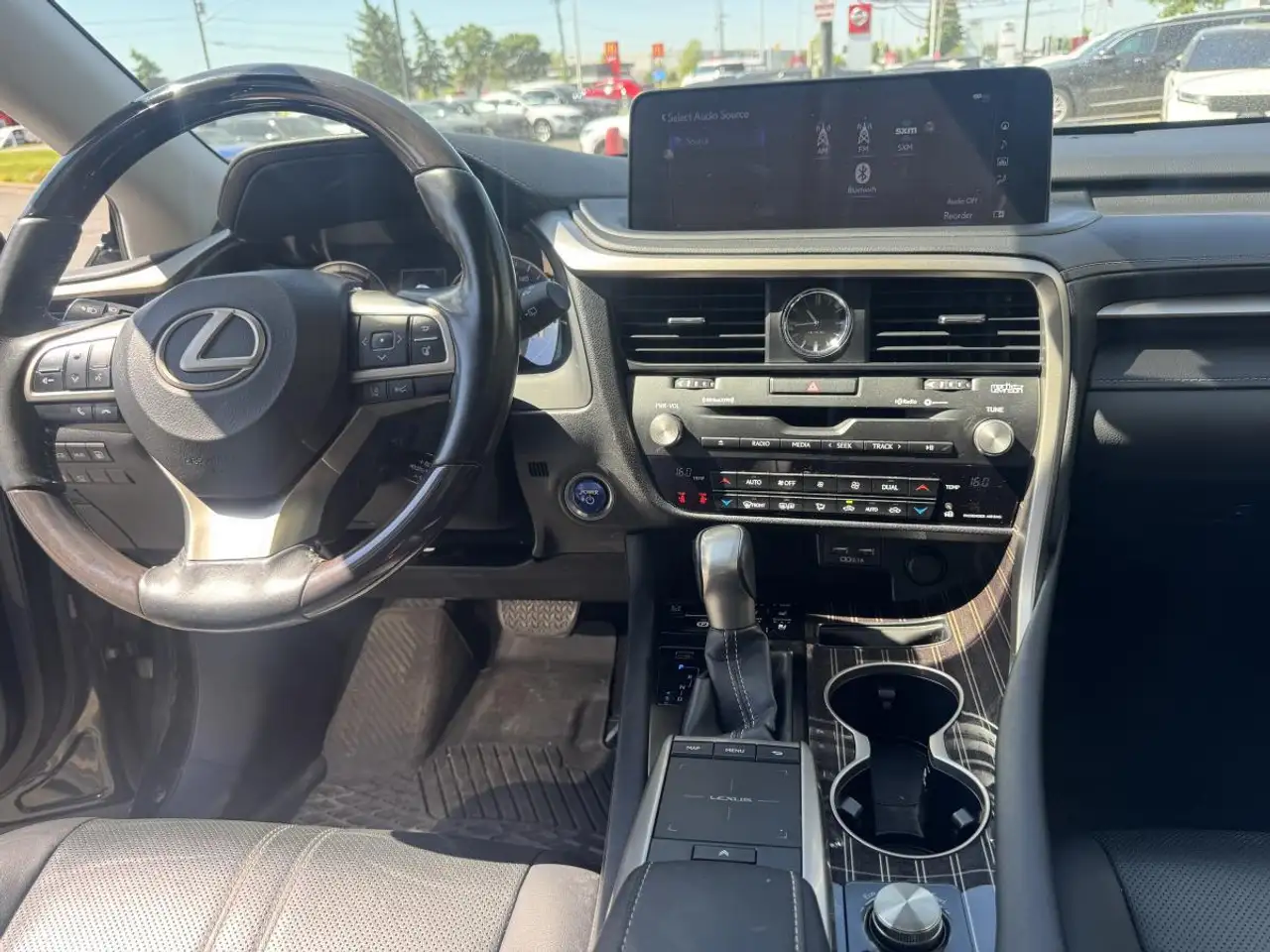 Lexus RX снимка Lexus RX