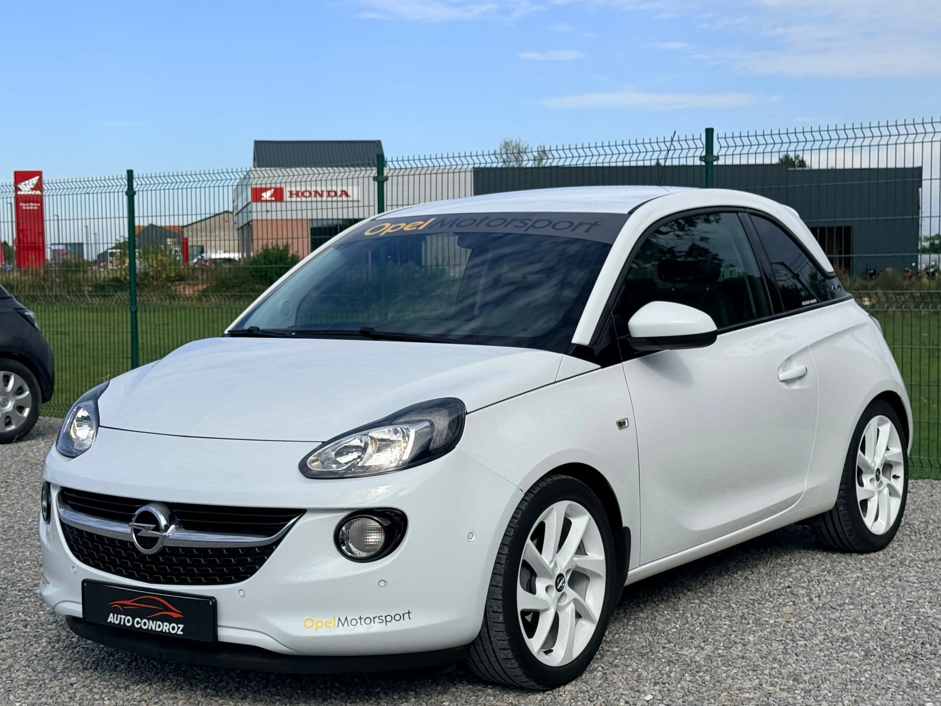 Opel Adam Adam 1.2i // FINITION MOTORSPORT // RADAR AV AR // CLIM // 12 MOIS GARANTIE — photo 6
