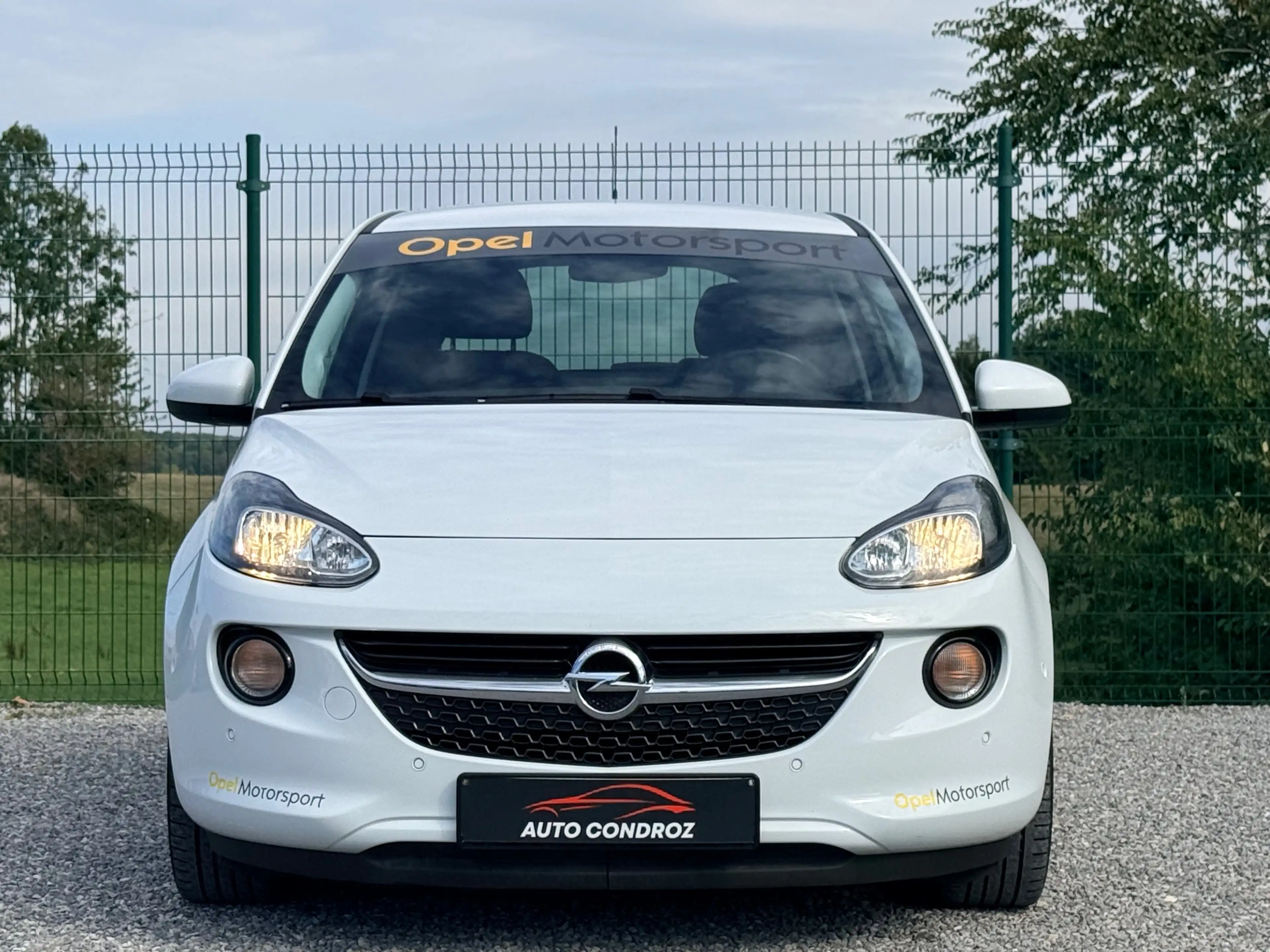 Opel Adam Adam 1.2i // FINITION MOTORSPORT // RADAR AV AR // CLIM // 12 MOIS GARANTIE — photo 4