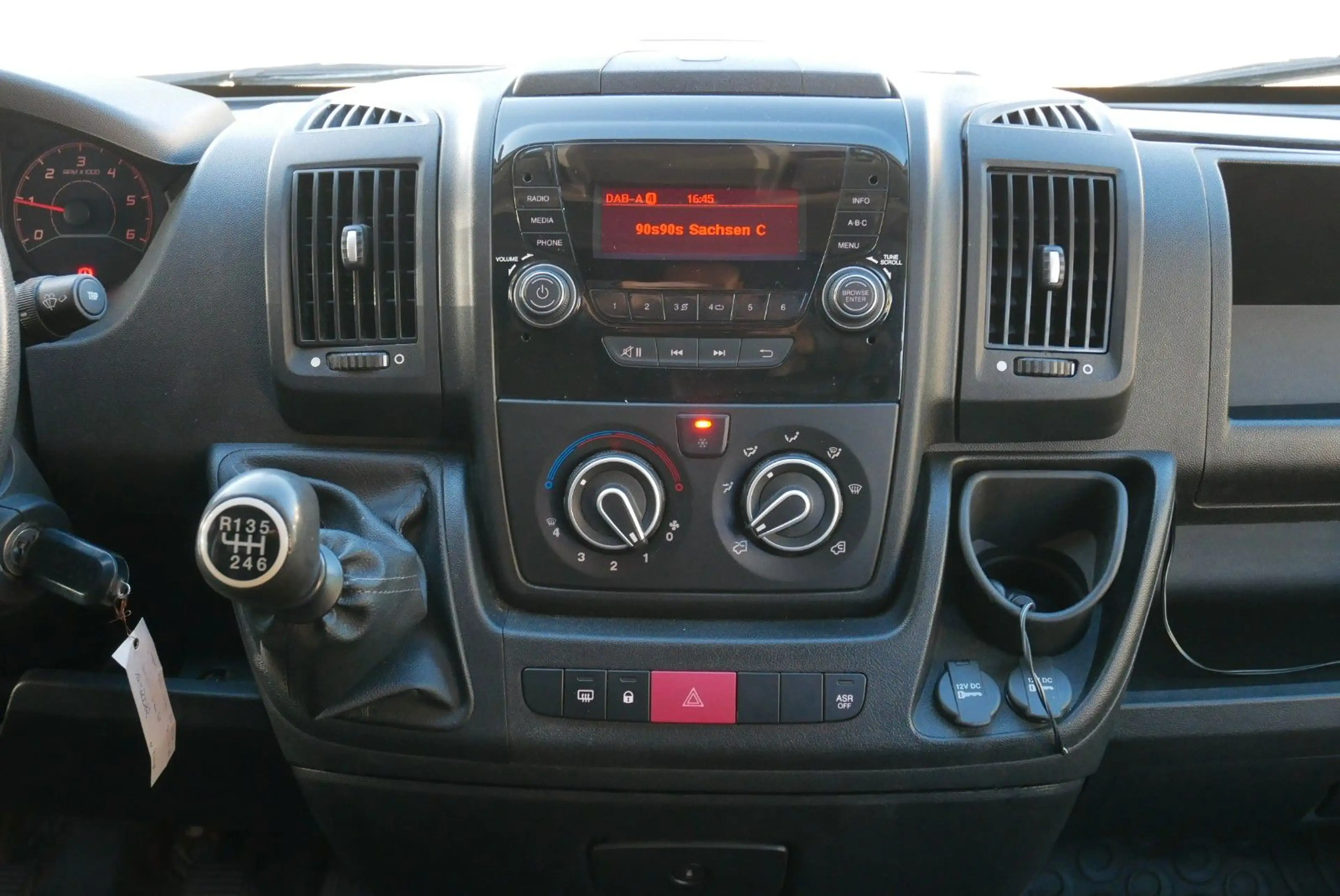 Citroen Jumper Citroën Jumper 7-Sitze Doka Mixto Kasten L3H2 — photo 11