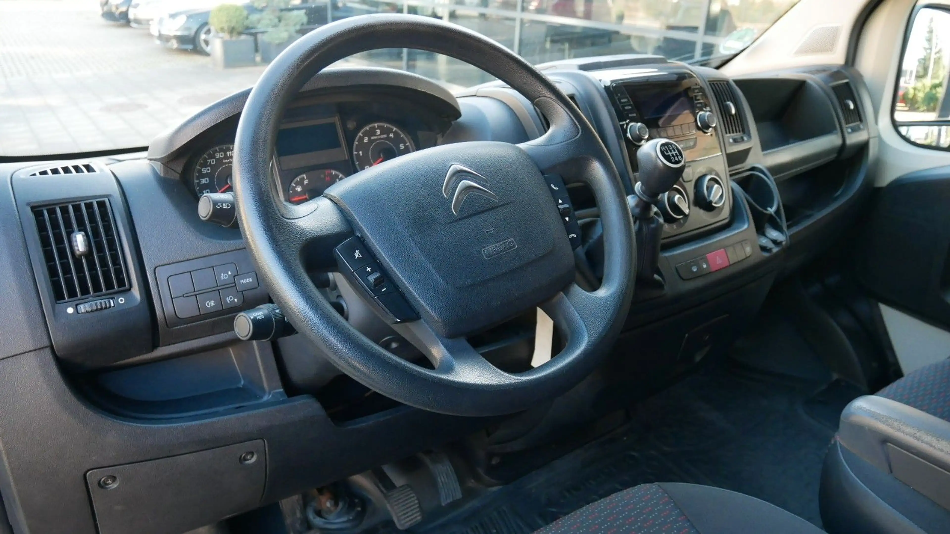 Citroen Jumper Citroën Jumper 7-Sitze Doka Mixto Kasten L3H2 — photo 9