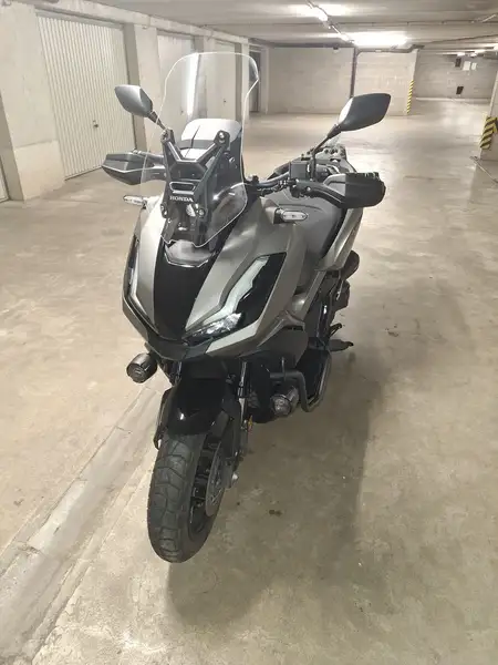 Honda ADV 350 - foto 4