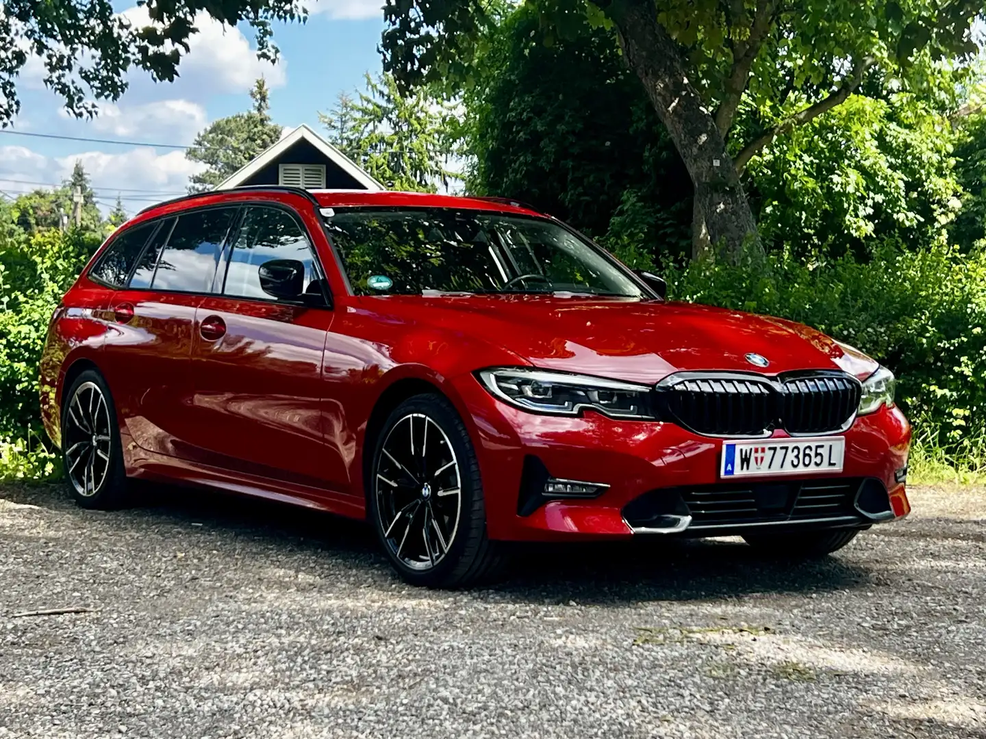 BMW 320 320d Touring Aut. Sport Line - 1