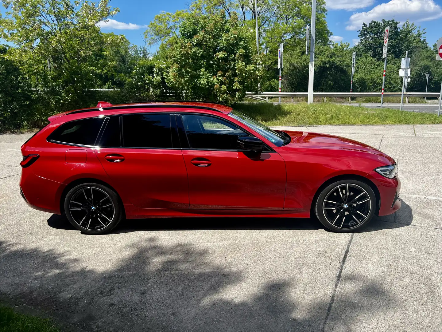 BMW 320 320d Touring Aut. Sport Line - 2