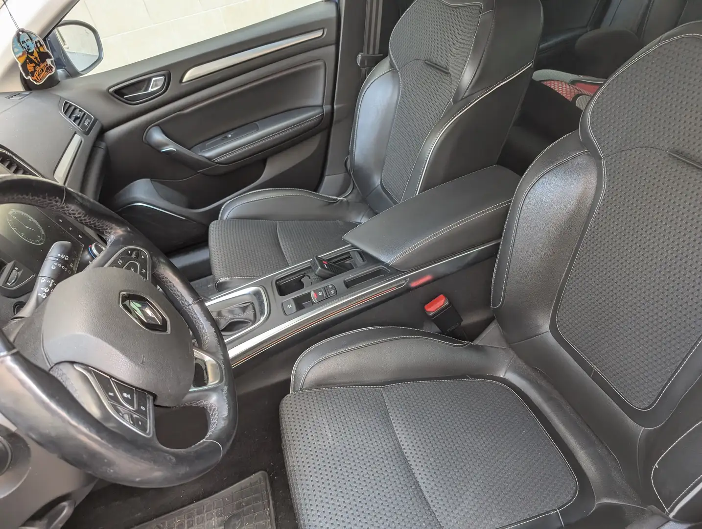 Renault Megane Mégane Grandtour Bose Energy TCe 130 EDC Bose Blau - 2