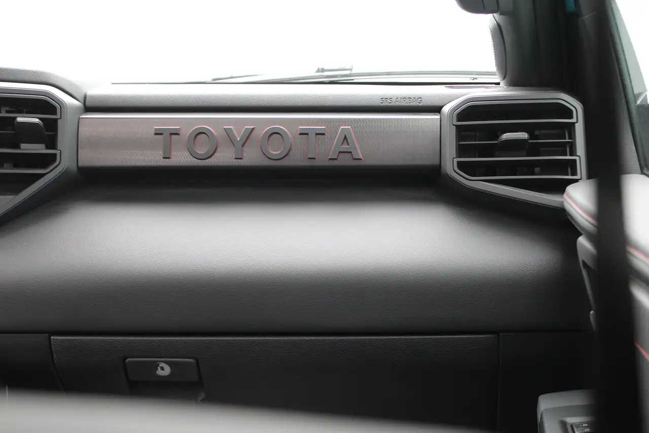 Toyota Tundra photo Toyota Tundra