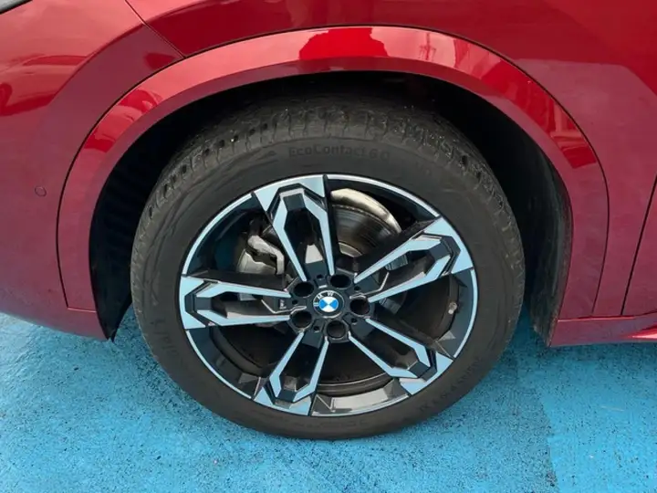 BMW X2 2025, foto 13