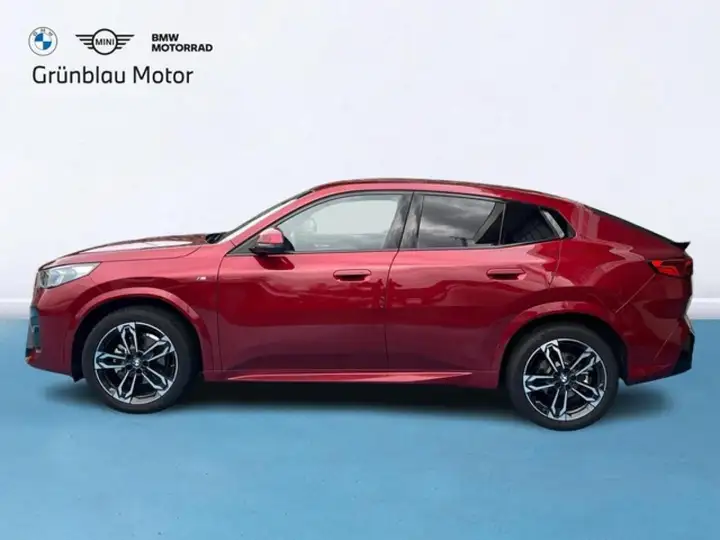 BMW X2 2025, foto 3