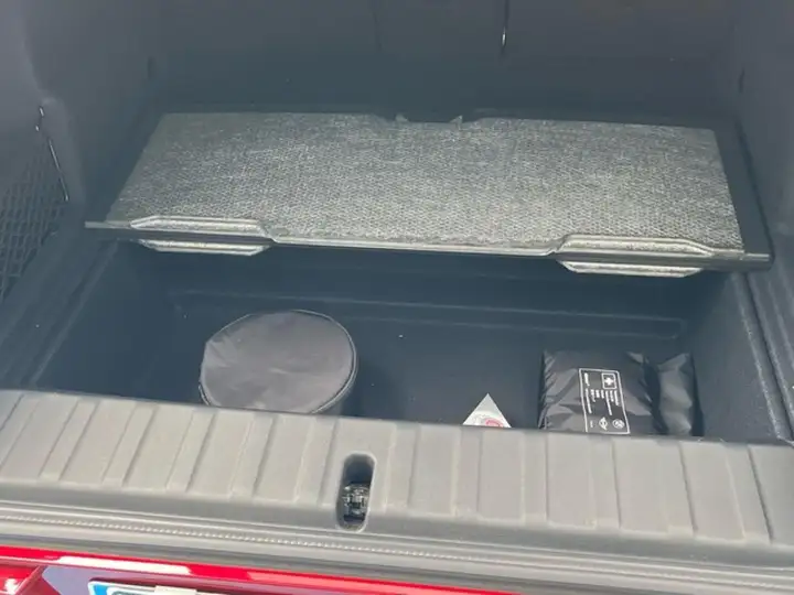 BMW X2 2025, foto 22