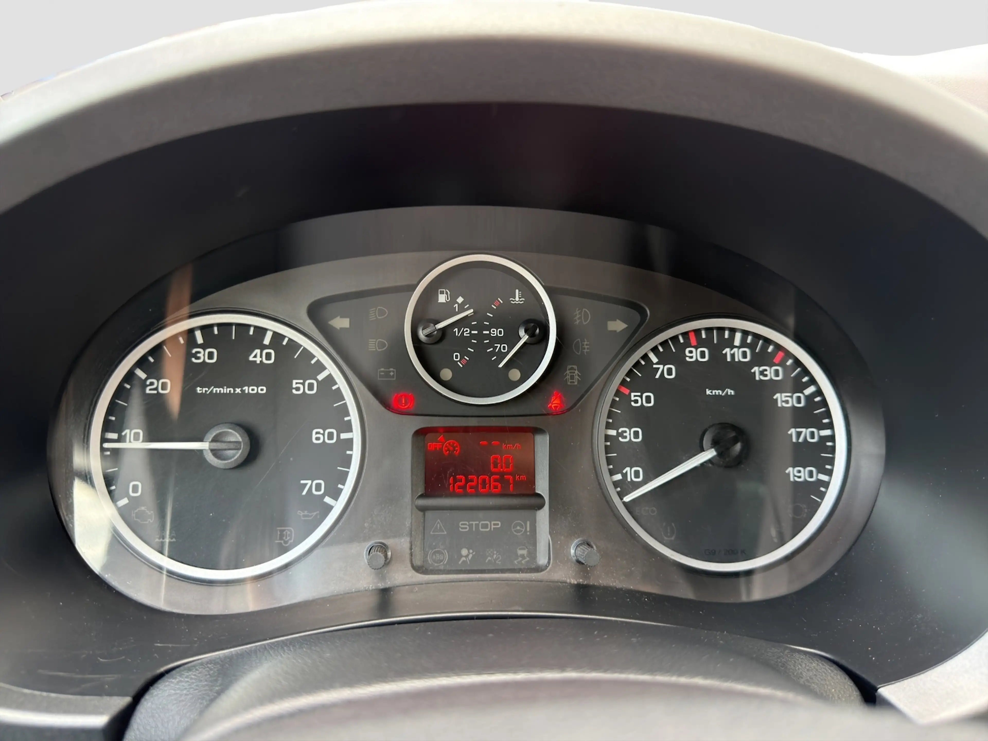 Peugeot Partner Tepee Allure 1.2 Pure Tech Klimaaut.Temp — photo 15