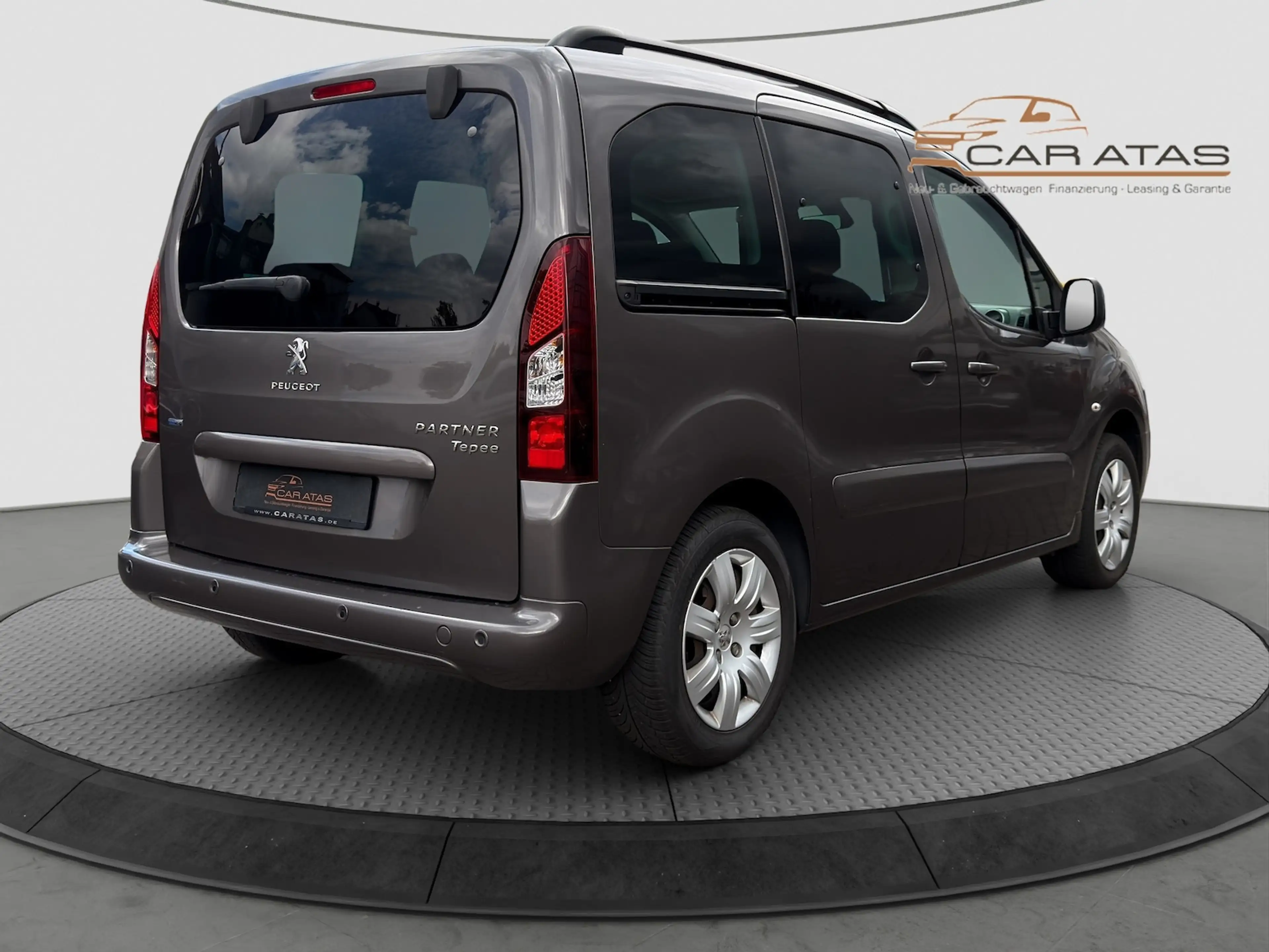 Peugeot Partner Tepee Allure 1.2 Pure Tech Klimaaut.Temp — photo 7