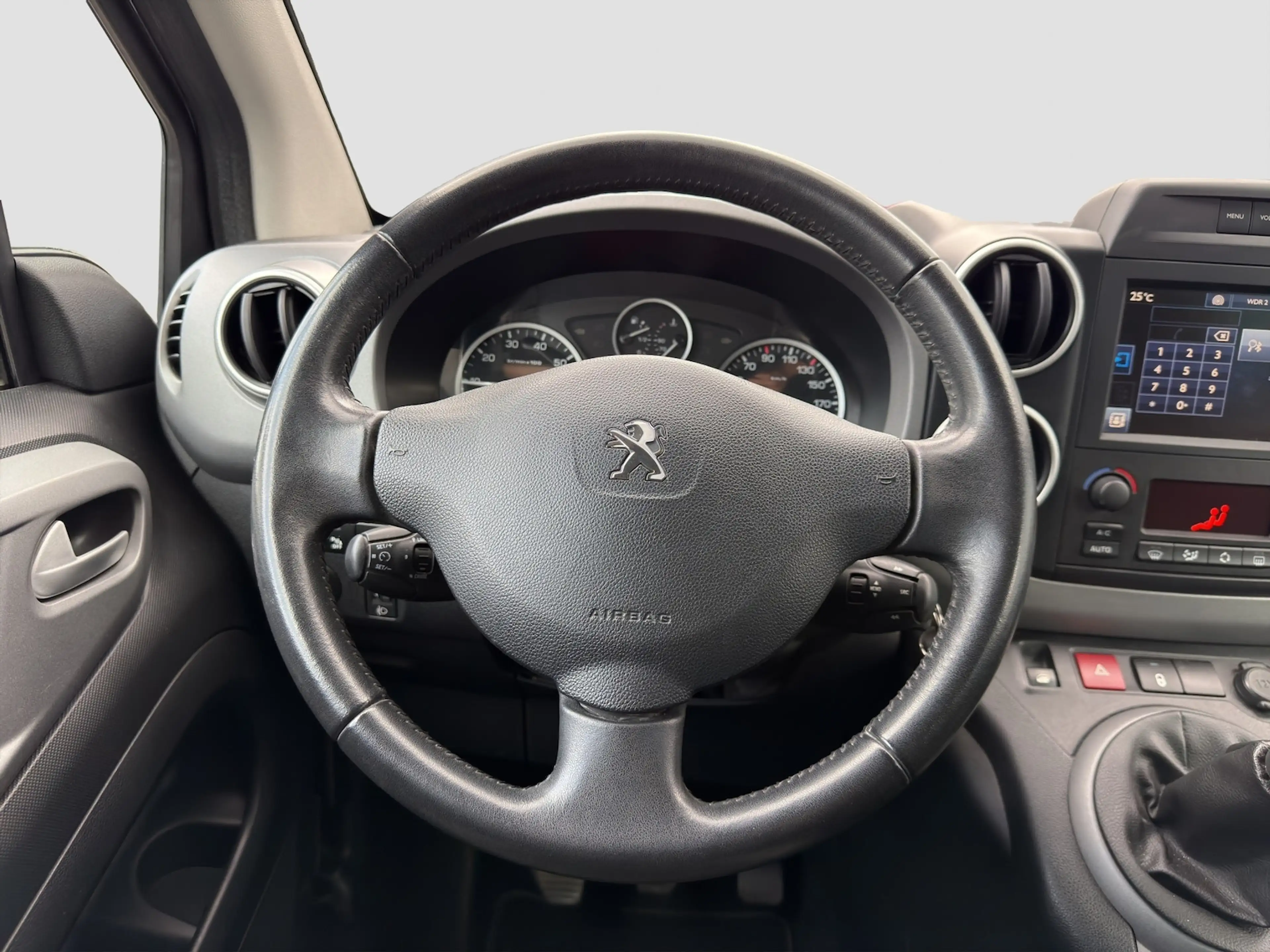 Peugeot Partner Tepee Allure 1.2 Pure Tech Klimaaut.Temp — photo 14