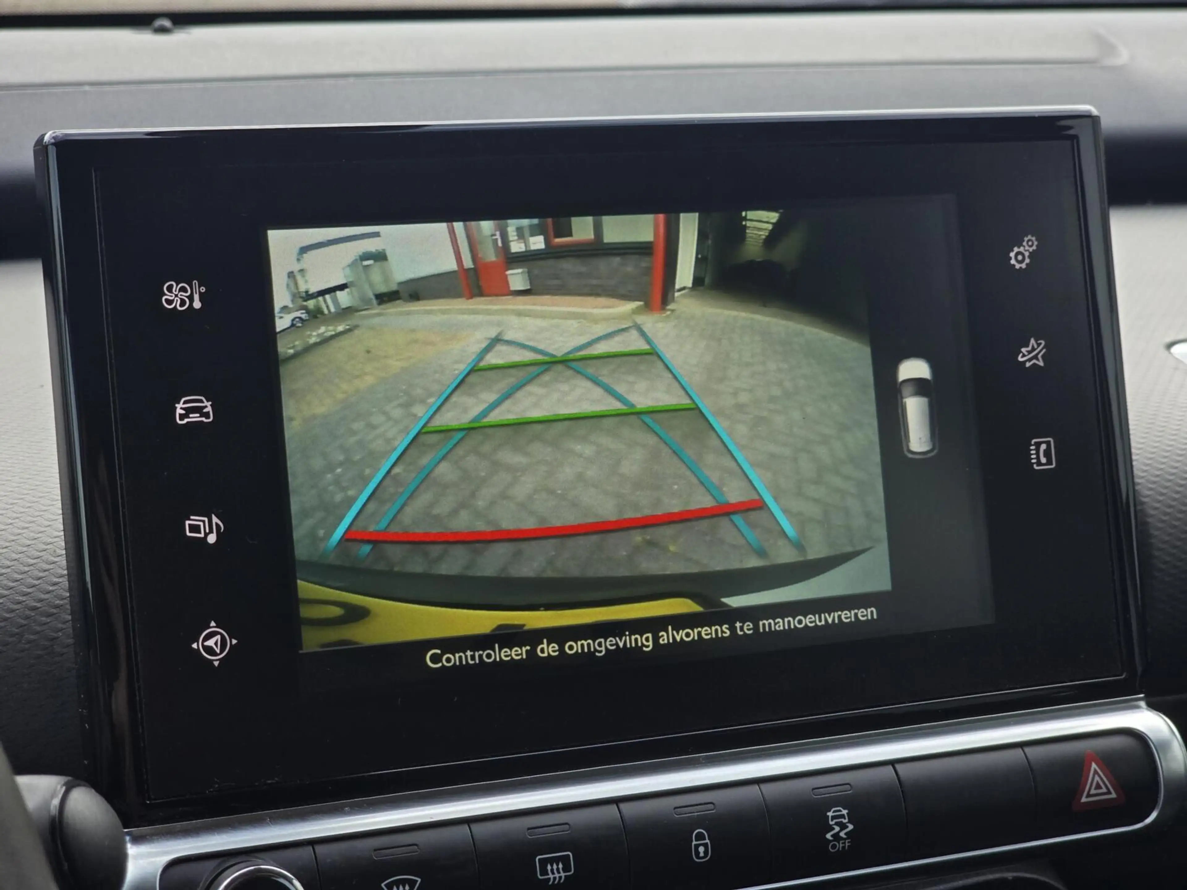 Citroen C4 Cactus 1.2 PureTech Shine Navi/Clima/Camera/LMV — photo 8
