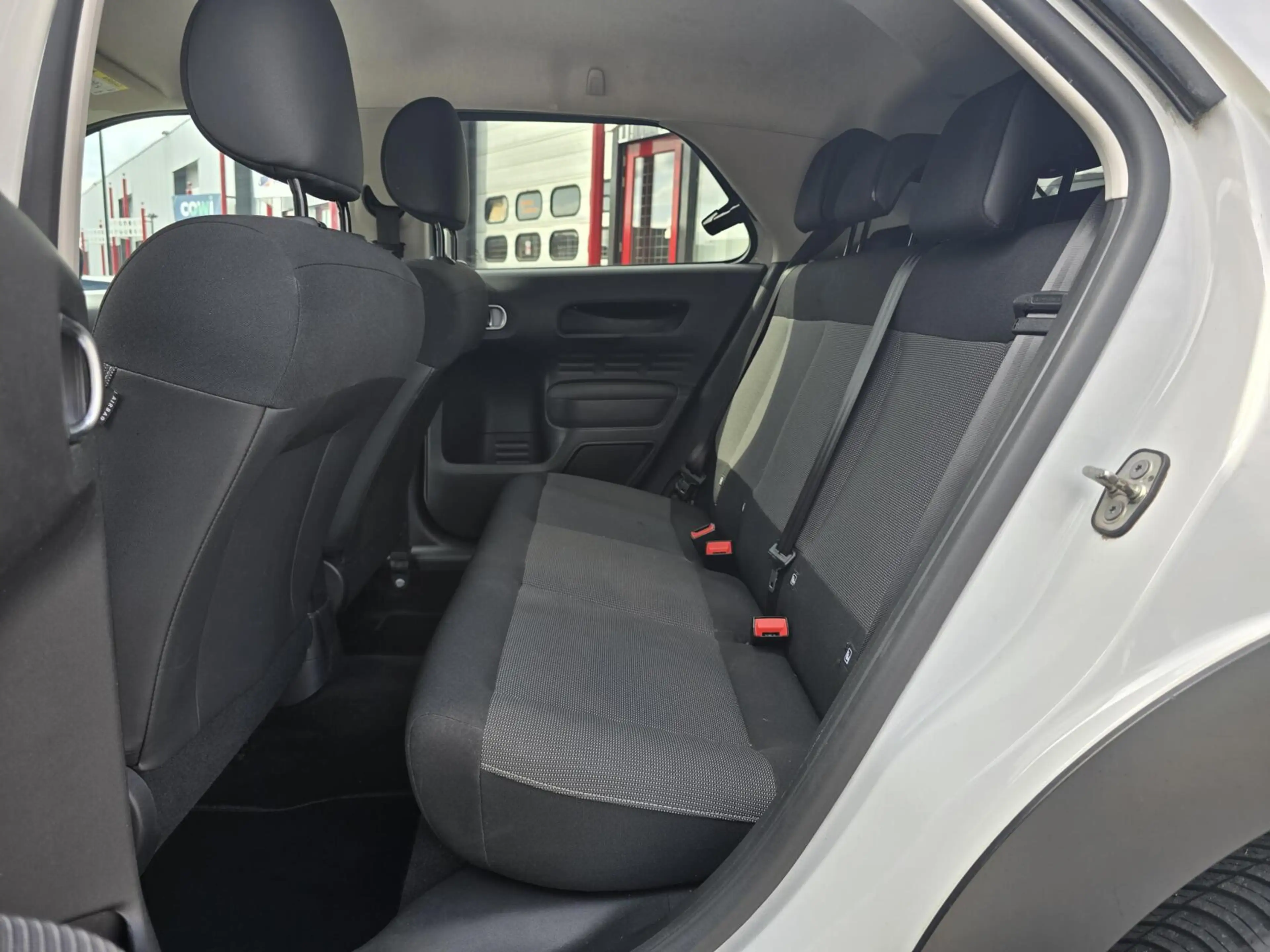 Citroen C4 Cactus 1.2 PureTech Shine Navi/Clima/Camera/LMV — photo 5