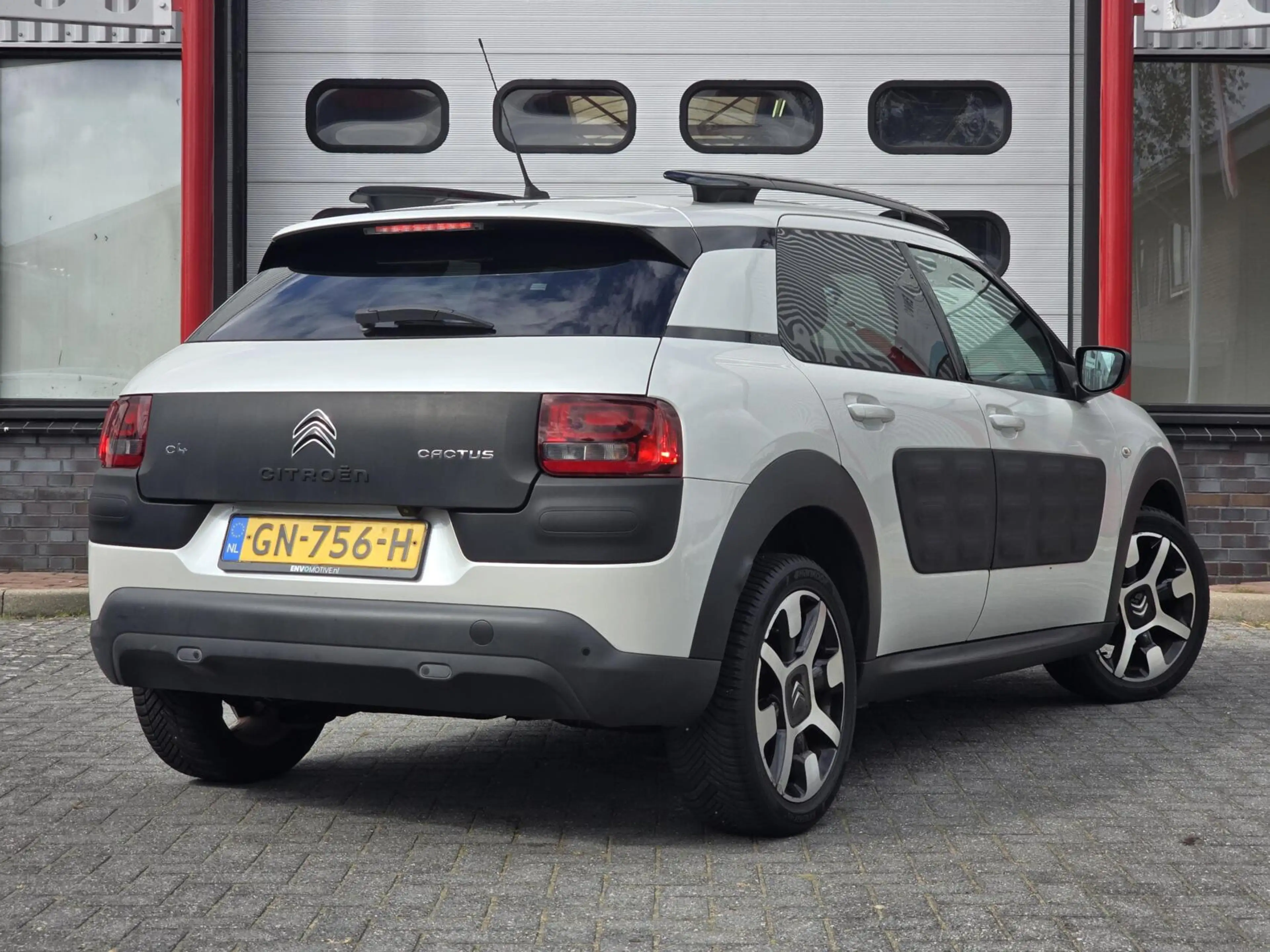Citroen C4 Cactus 1.2 PureTech Shine Navi/Clima/Camera/LMV — photo 14