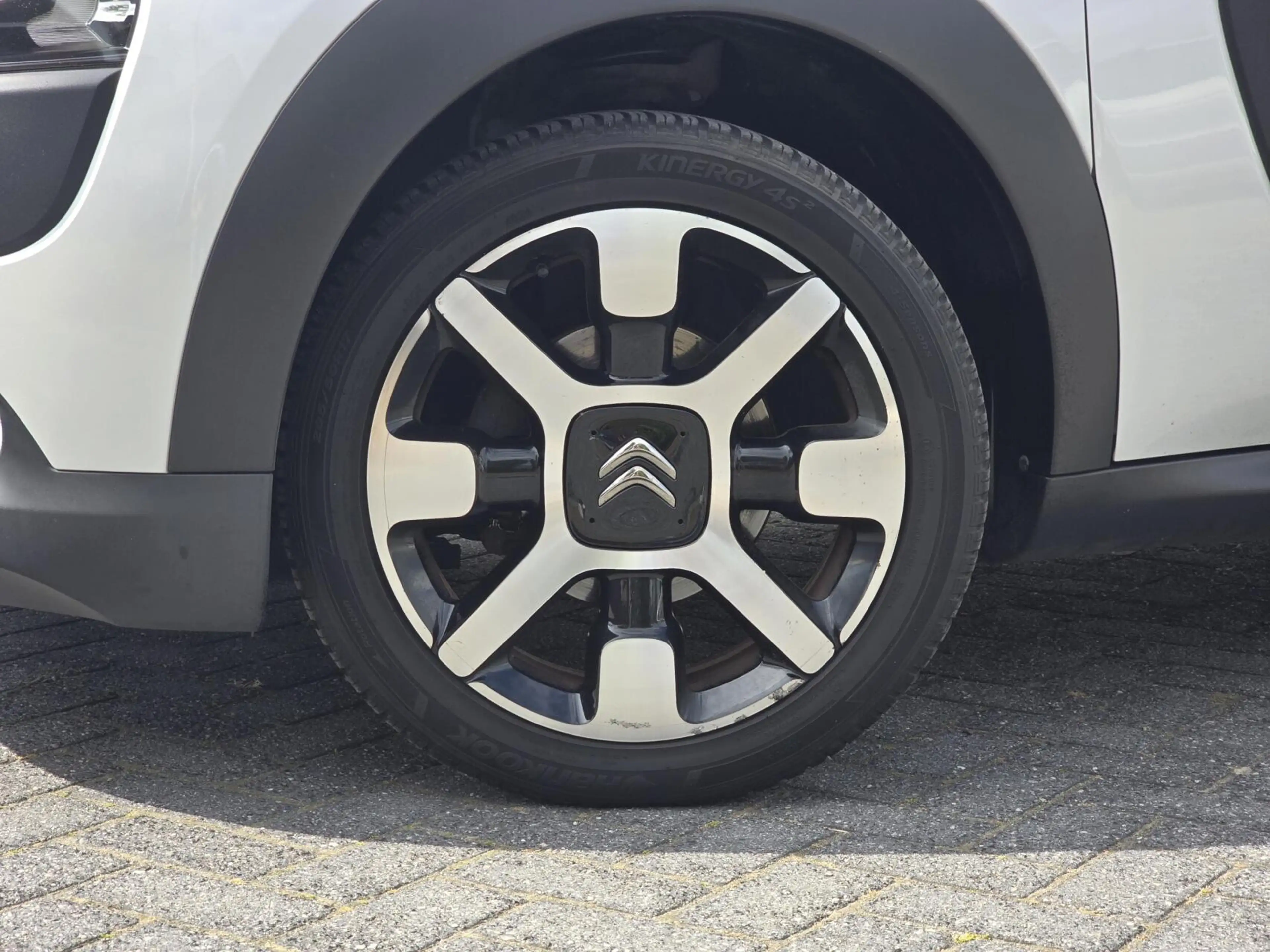 Citroen C4 Cactus 1.2 PureTech Shine Navi/Clima/Camera/LMV — photo 11