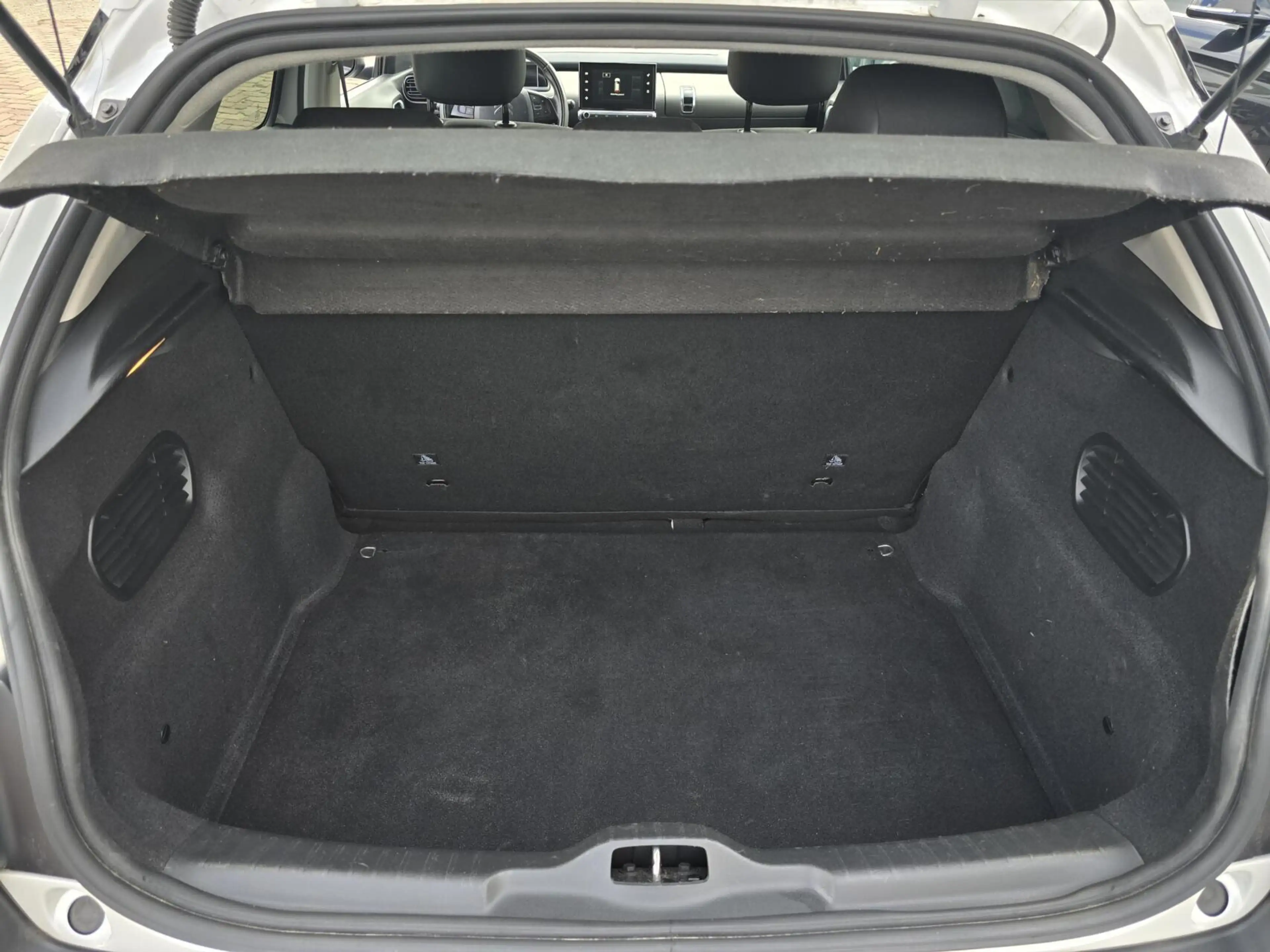 Citroen C4 Cactus 1.2 PureTech Shine Navi/Clima/Camera/LMV — photo 6