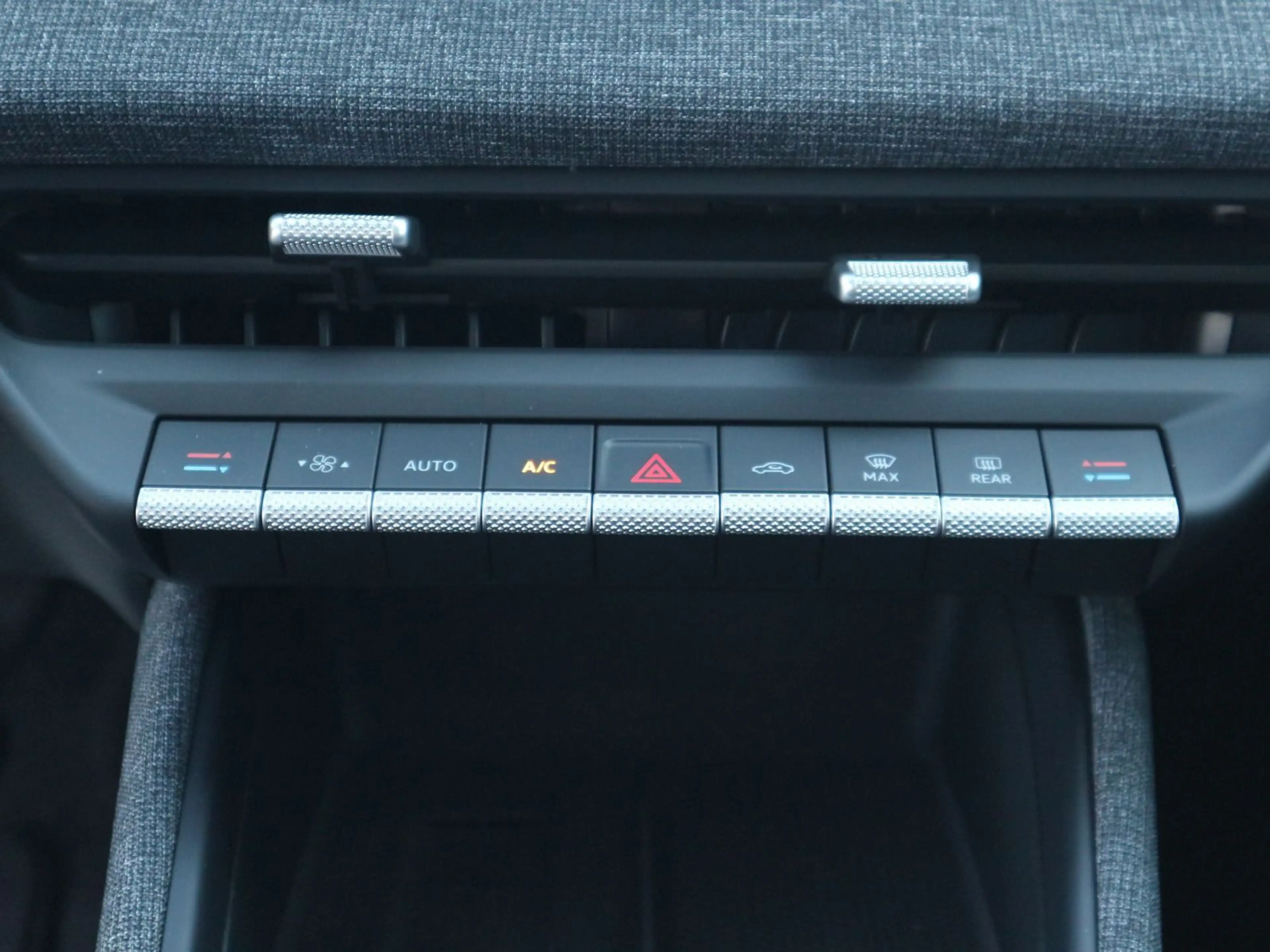 Volkswagen ID. Polo ID.Polo Launch-Edition Style 155 kW (211 PS) 52 — photo 8