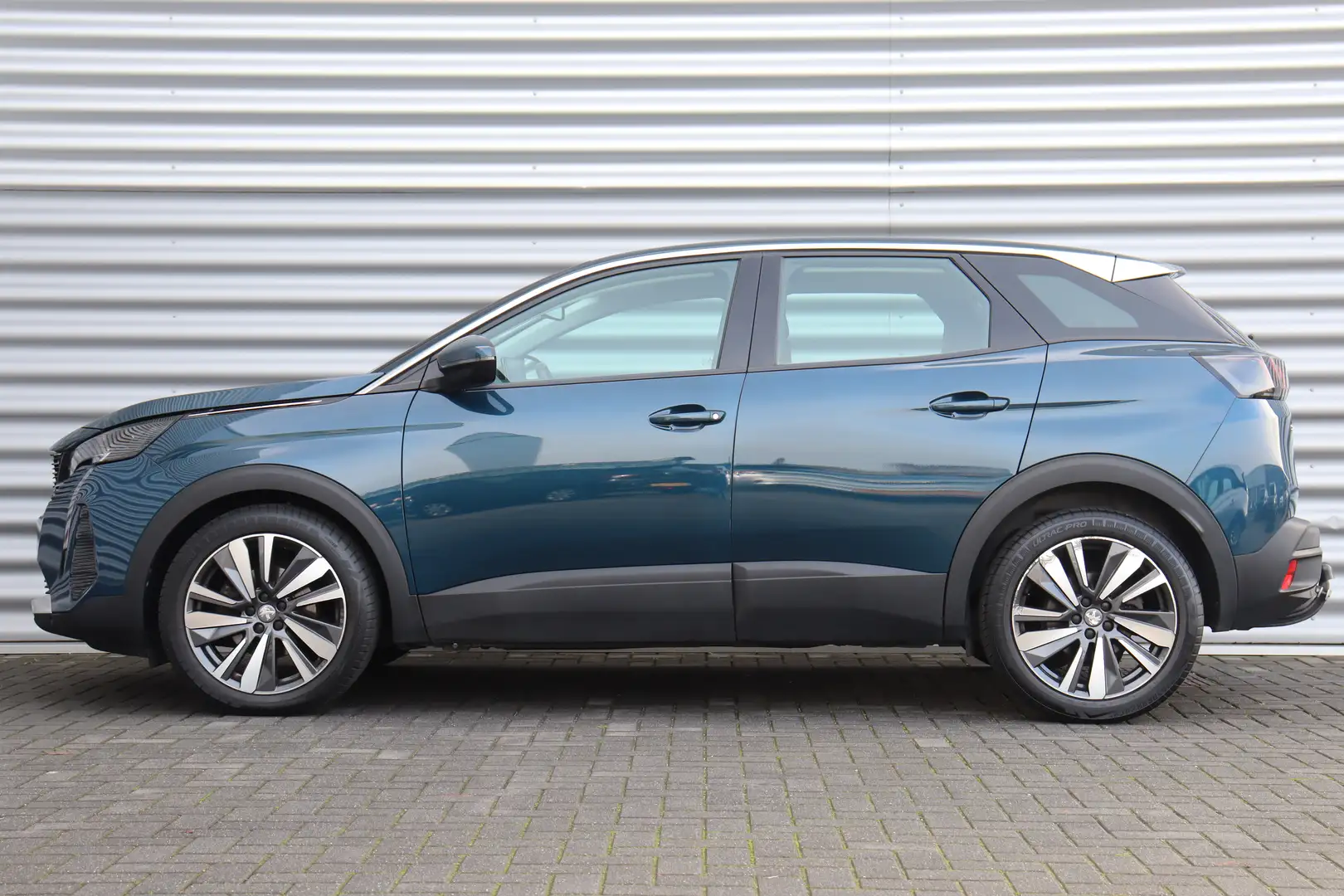 Peugeot 3008 1.2 PURETECH 130PK ACTIVE PACK / NAVI / CLIMA / LE Bleu - 2