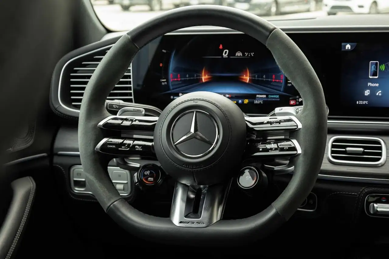 Mercedes-Benz GLE снимка Mercedes-Benz GLE