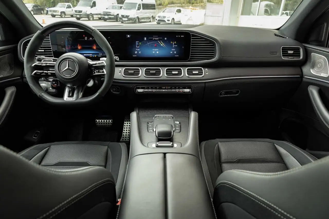 Mercedes-Benz GLE снимка Mercedes-Benz GLE