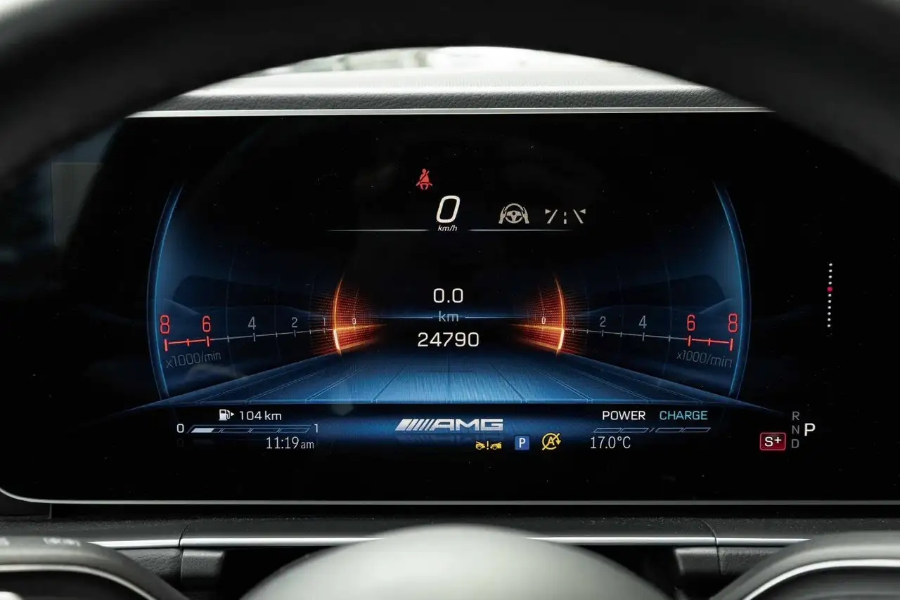 Mercedes-Benz GLE снимка Mercedes-Benz GLE