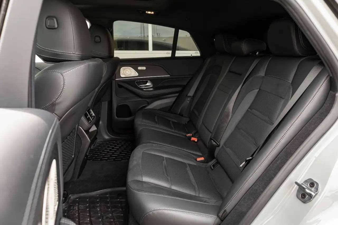 Mercedes-Benz GLE снимка Mercedes-Benz GLE