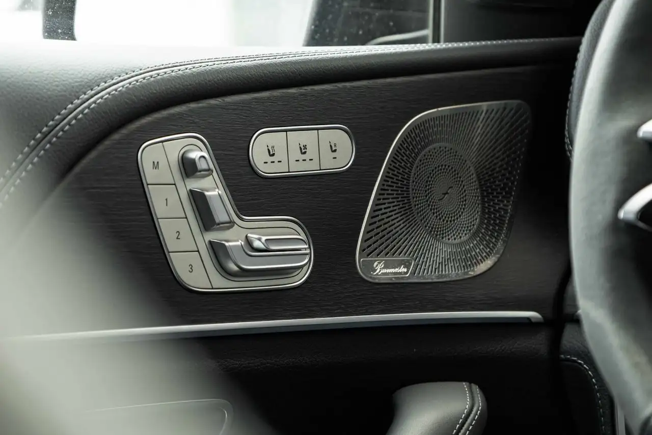 Mercedes-Benz GLE снимка Mercedes-Benz GLE