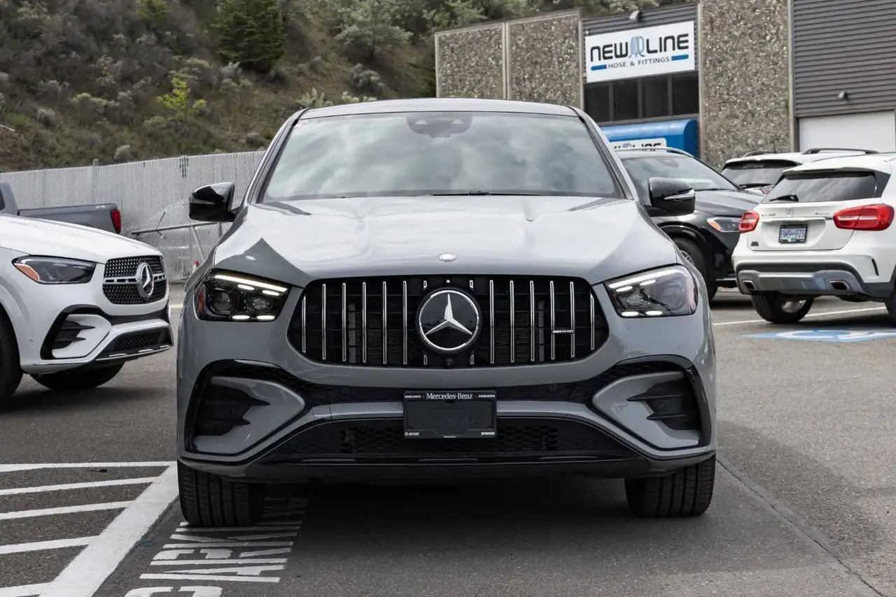 Mercedes-Benz GLE снимка Mercedes-Benz GLE