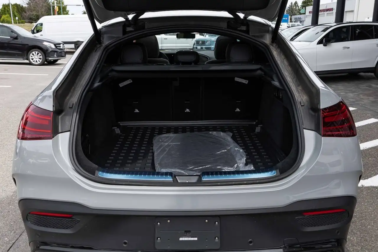 Mercedes-Benz GLE снимка Mercedes-Benz GLE