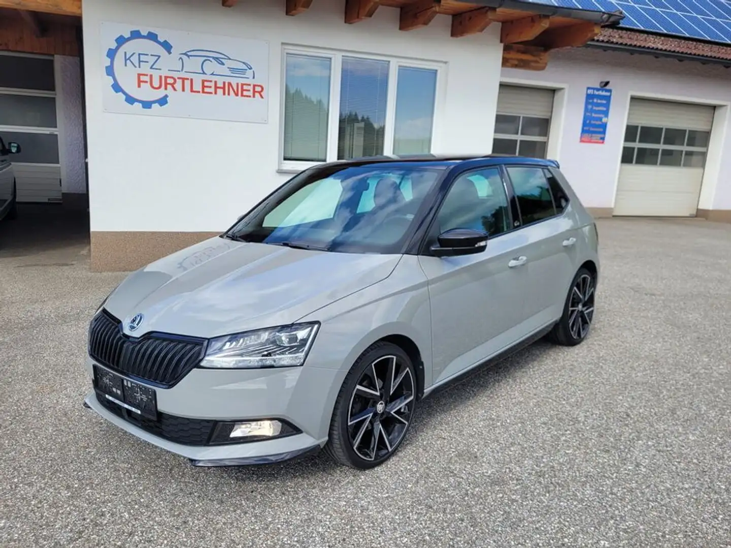 Skoda Fabia Monte Carlo TSI Grau - 1